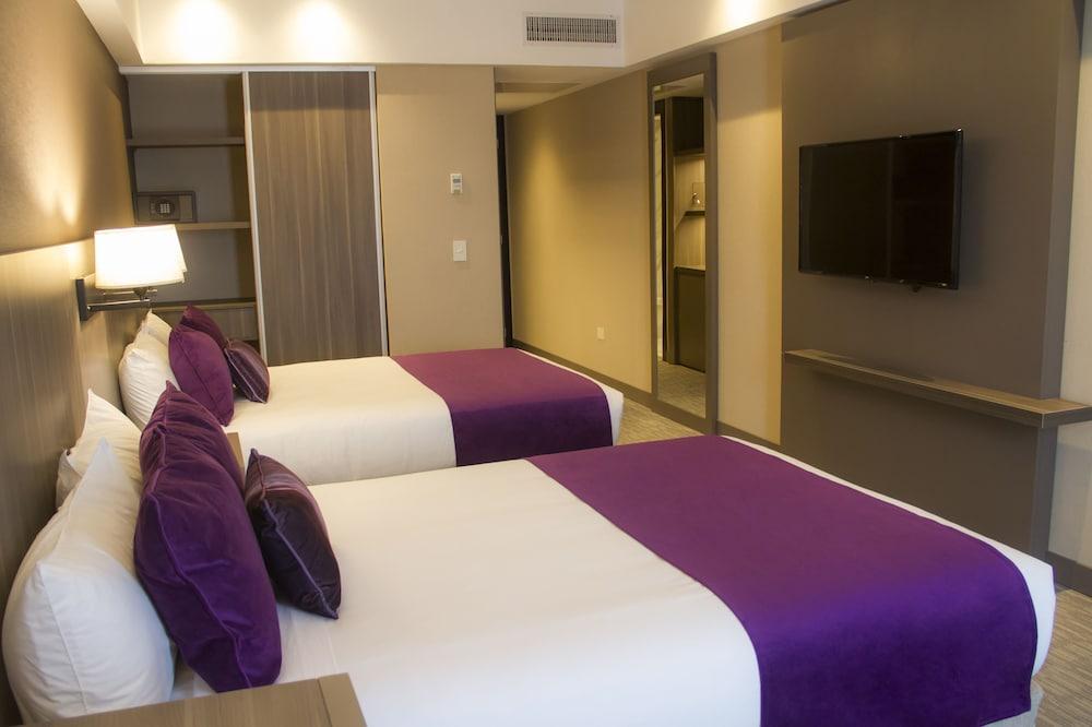 Hotel Land Plaza La Plata Eksteriør billede