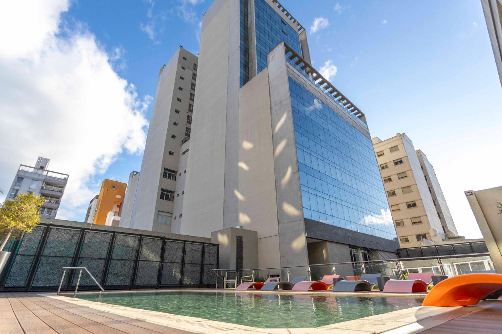 Hotel Land Plaza La Plata Eksteriør billede